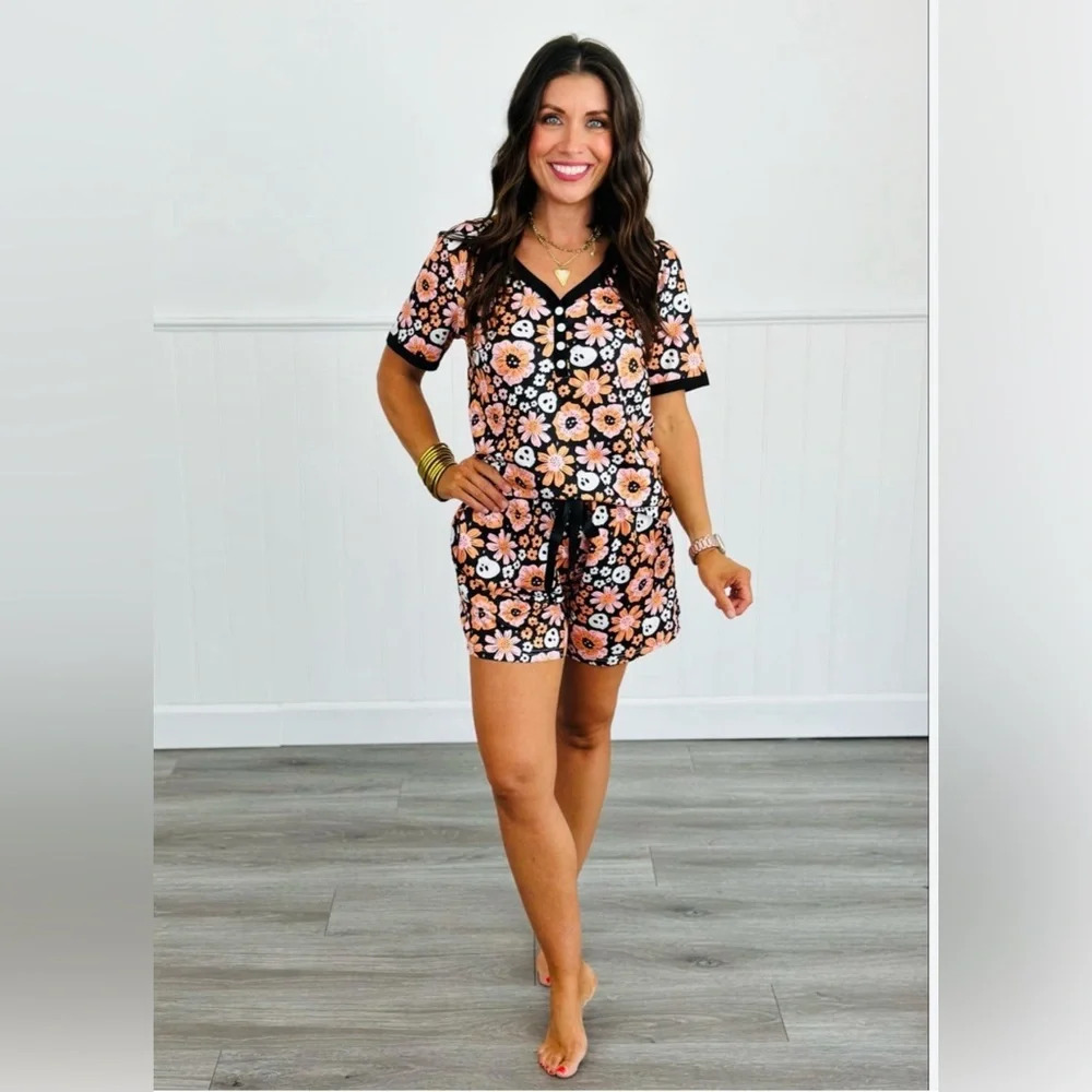 Shirley & Stone Boho Floral Skeleton Short With Short Sleeve Pajama Set Size Sm